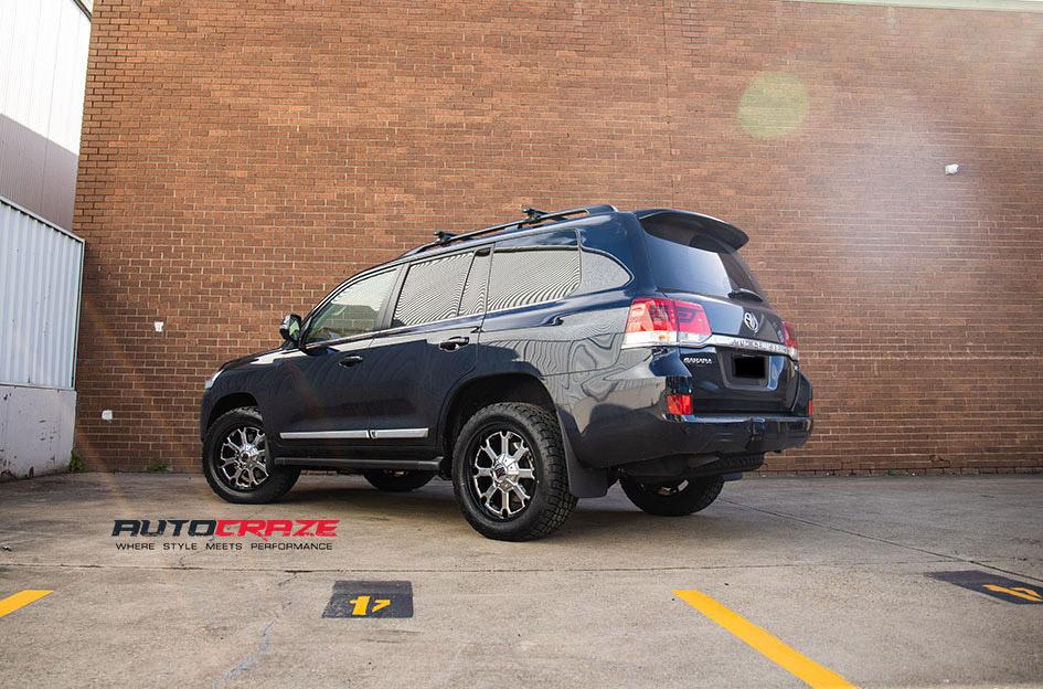 TOYOTA LANDCRUSIER BUCK5 XD CHROME